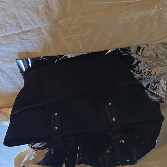 Michael Kors multi use handbags - Picture 2 of 5